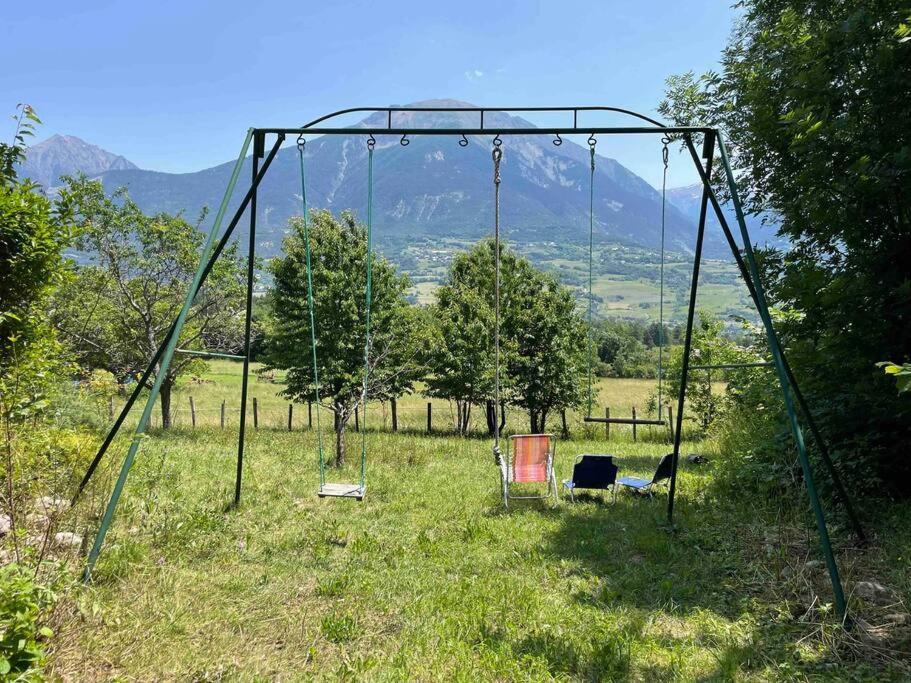 Gite Confort 15 Couchages, Vue Panoramique Montagne Hautes Alpes, Terrasses Embrun Kültér fotó