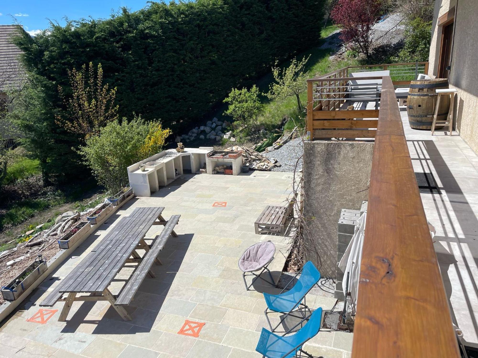 Gite Confort 15 Couchages, Vue Panoramique Montagne Hautes Alpes, Terrasses Embrun Kültér fotó